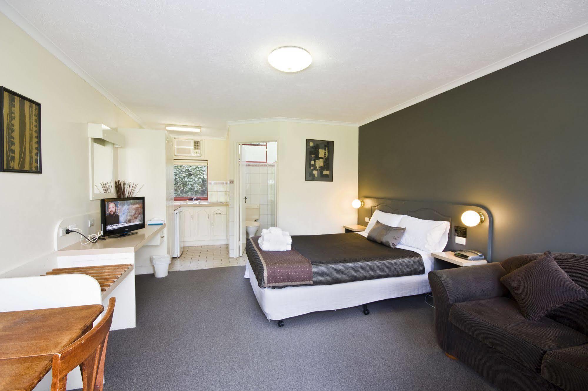 Lorne Coachman Inn Esterno foto