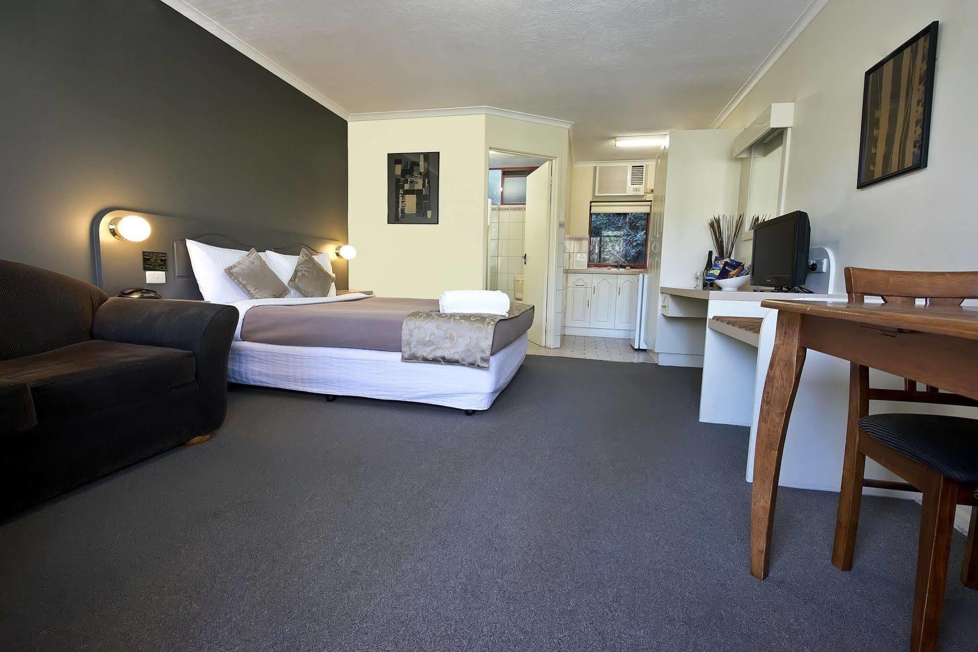 Lorne Coachman Inn Esterno foto